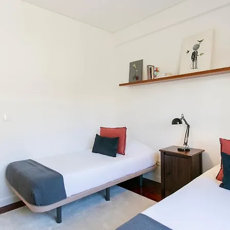 Historic Center River View Balcony ליסבון