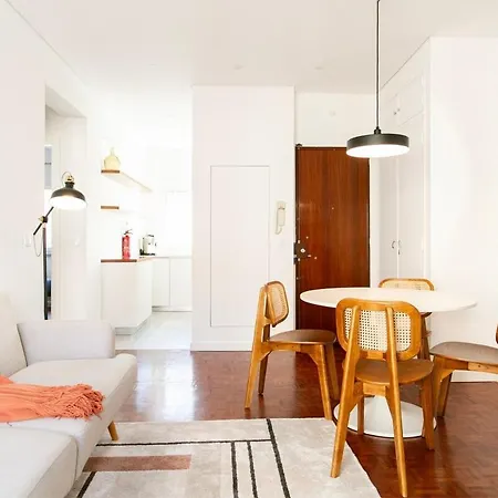 Historic Center River View Balcony *