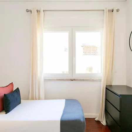 Historic Center River View Balcony * ליסבון