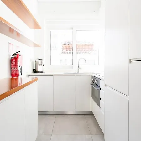 Historic Center River View Balcony דירה