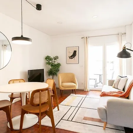 Historic Center River View Balcony Лиссабон