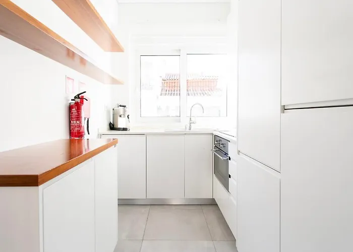 Historic Center River View Balcony Lägenhet